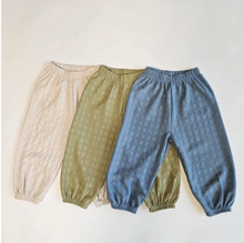 將圖片載入到圖庫檢視器中，FIRST BLUE COOL LOOSE LONG PANTS**預購