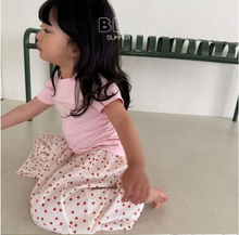 Load image into Gallery viewer, BELLA KIDS SLIM TEE*PREORDER