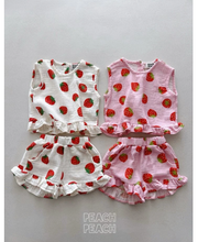 Load image into Gallery viewer, PEACH PEACH STRAWBERRY BLOUSE*PREORDER