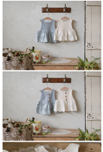 Load image into Gallery viewer, FLO KIDS FALL LAYERED VEST*PREORDER