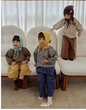 Load image into Gallery viewer, AMBER KIDS FALL COMMA FRILL BLOUSE* PREORDER