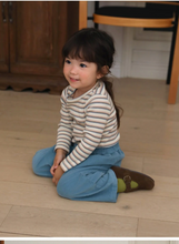 Load image into Gallery viewer, AMBER KIDS MARRON TEE* PREORDER