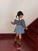 Load image into Gallery viewer, BANANA KIDS PLEAT SKIRT* PREORDER