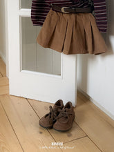 Load image into Gallery viewer, BANANA KIDS PLEAT SKIRT* PREORDER