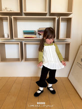 Load image into Gallery viewer, BANANA KIDS FUN FRILL PANTS*PREORDER