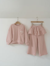 Load image into Gallery viewer, MOMOANN KIDS LOVE PINK TOP AND BOTTOM SET*PREORDER