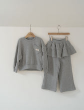 Load image into Gallery viewer, MOMOANN KIDS LOVE PINK TOP AND BOTTOM SET*PREORDER