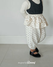 Load image into Gallery viewer, BANANA KIDS FRILL PANTS* PREORDER