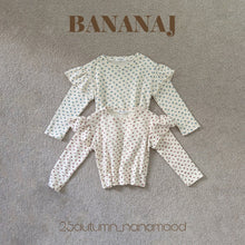 Load image into Gallery viewer, BANANA KIDS FLORAL TEE SHIRT* PREORDER