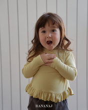 將圖片載入圖庫檢視器中，香蕉兒童柔軟高領T卹*預購