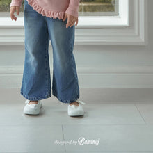 Load image into Gallery viewer, BANANA KIDS STRIGHT DENIM JEANS** PREORDER