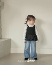 Load image into Gallery viewer, BANANA KIDS STRIGHT DENIM JEANS** PREORDER