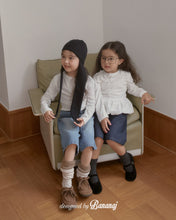 Load image into Gallery viewer, BANANA KIDS RIGHT JEANS** PREORDER