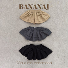 Load image into Gallery viewer, BANANA KIDS PLEATED SKIRT* PREORDER