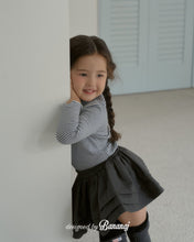 Load image into Gallery viewer, BANANA KIDS PLEATED SKIRT* PREORDER