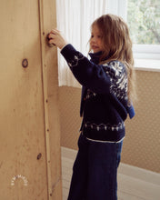 將圖片載入圖庫檢視器中，BYMIMI 兒童雪花外套**預購**