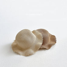 Load image into Gallery viewer, VIVID KIDS STRAW HAT*PREORDER