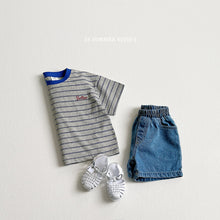 Load image into Gallery viewer, VIVID KIDS MARBLE DENIM SHORTS*PREORDER