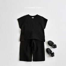 Load image into Gallery viewer, VIVID KIDS SUMMER CASUAL TOP BOTTOM SET *PREORDER