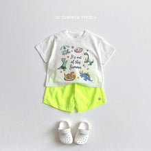 Load image into Gallery viewer, VIVID KIDS NEON SHORTS *PREORDER