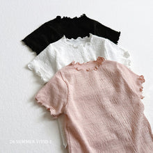 Load image into Gallery viewer, VIVID KIDS NECK FRILL TEE*PREORDER