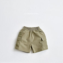 Load image into Gallery viewer, VIVID KIDS CARGO SHORTS*PREORDER