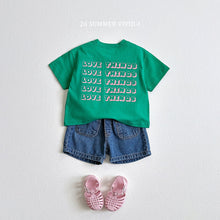 Load image into Gallery viewer, VIVID KIDS LOVE THINGS TEE*PREORDER