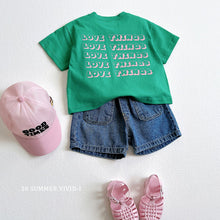 Load image into Gallery viewer, VIVID KIDS LOVE THINGS TEE*PREORDER
