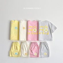 Load image into Gallery viewer, VIVID KIDS BE KIND SET*PREORDER