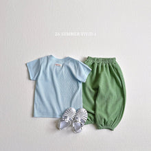 Load image into Gallery viewer, VIVID KIDS SIMPLE LAYER TEE*PREORDER