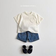 Load image into Gallery viewer, VIVID KIDS HEART TEE SHIRT *PREORDER