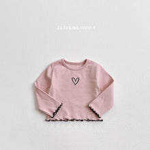 Load image into Gallery viewer, VIVID KIDS HEART EMBROIDERY WAVE TEE*PREORDER