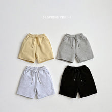 將圖片載入到圖庫檢視器中，VIVID 兒童休閒工裝短褲*預購