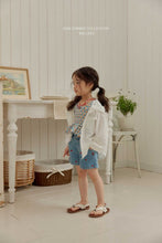 Load image into Gallery viewer, MEL KIDS SUMMER CUBE HOOD SHIRT*PREORDER