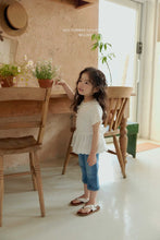 Load image into Gallery viewer, MEL KIDS SUMMER DENIM CAPRI PANTS*PREORDER