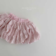 Load image into Gallery viewer, MEL KIDS SUMMER BUBBLE SHORTS*PREORDER