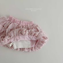 Load image into Gallery viewer, MEL KIDS SUMMER BUBBLE SHORTS*PREORDER