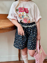 Load image into Gallery viewer, POISSON KIDS FRILL FLORAL SHORTS**PREORDER