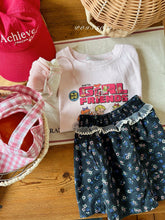 Load image into Gallery viewer, POISSON KIDS FRILL FLORAL SHORTS**PREORDER