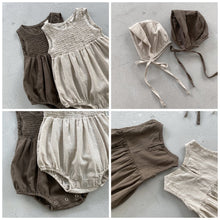 Load image into Gallery viewer, NUNUNBIEL Leaf Bodysuit with Bonnet *Preorder