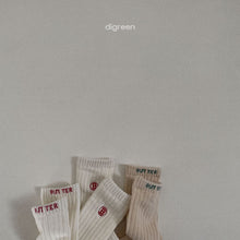Load image into Gallery viewer, DIGREEN Butter socks set of 3* Preorder